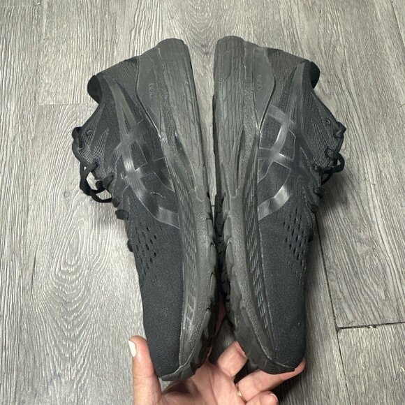Asics Gel-Kayano 28 Mens Size 12 carrier Triple Black’ Running Shoes 1011B189 main image 8